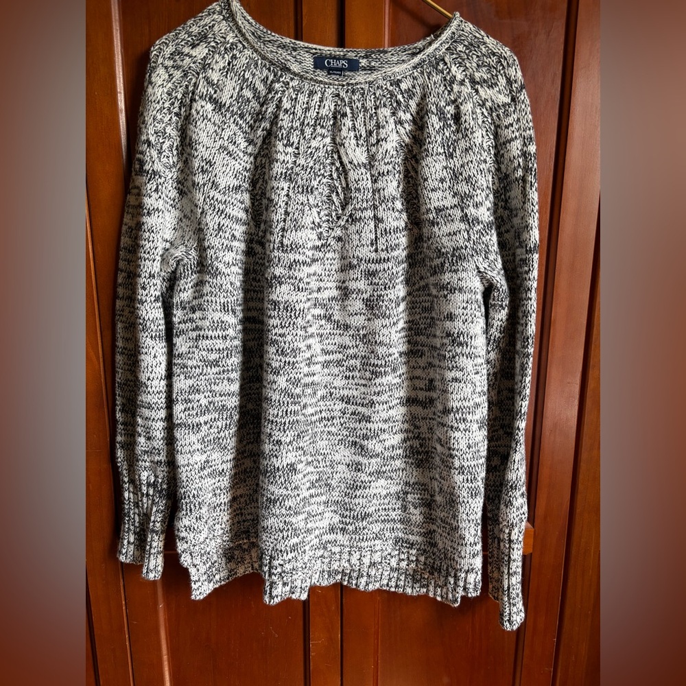 Chaps Black and White Crew Neck Sweater #1333